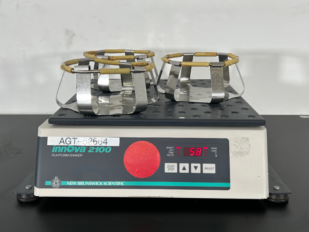 Image of New Brunswick Innova 2100 Platform Shaker